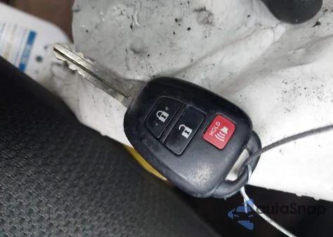 2018 Toyota Rav4 Xle from USA, damaged, VIN 2T3RFREV9JW814479
